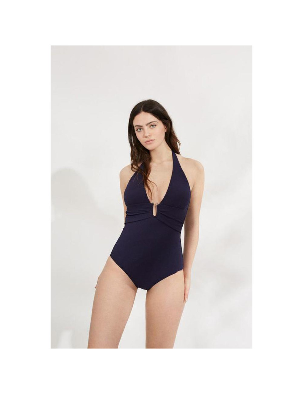 Bañador anudado cuello copa B relleno extraíble Bañador anudado cuello copa B relleno extraíble