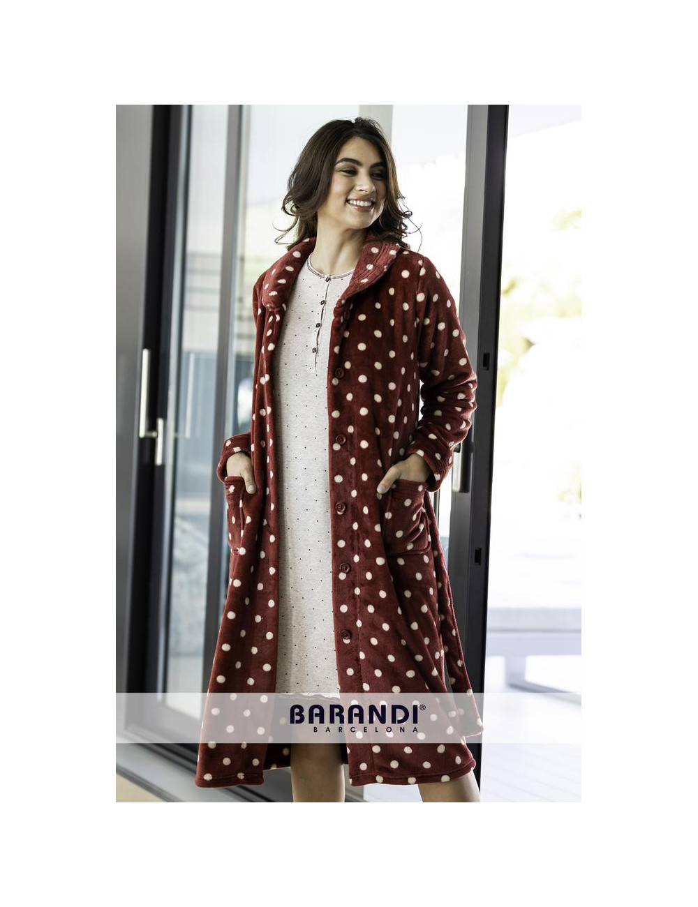 Conjunto camisón más bata señora lunares Conjunto camisón más bata señora lunares