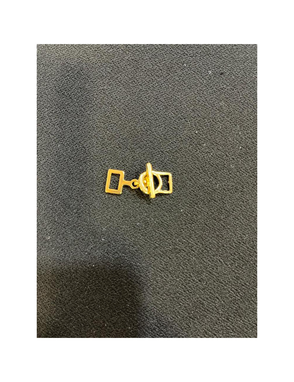 Broche Metálico Dorado Broche Metálico Dorado