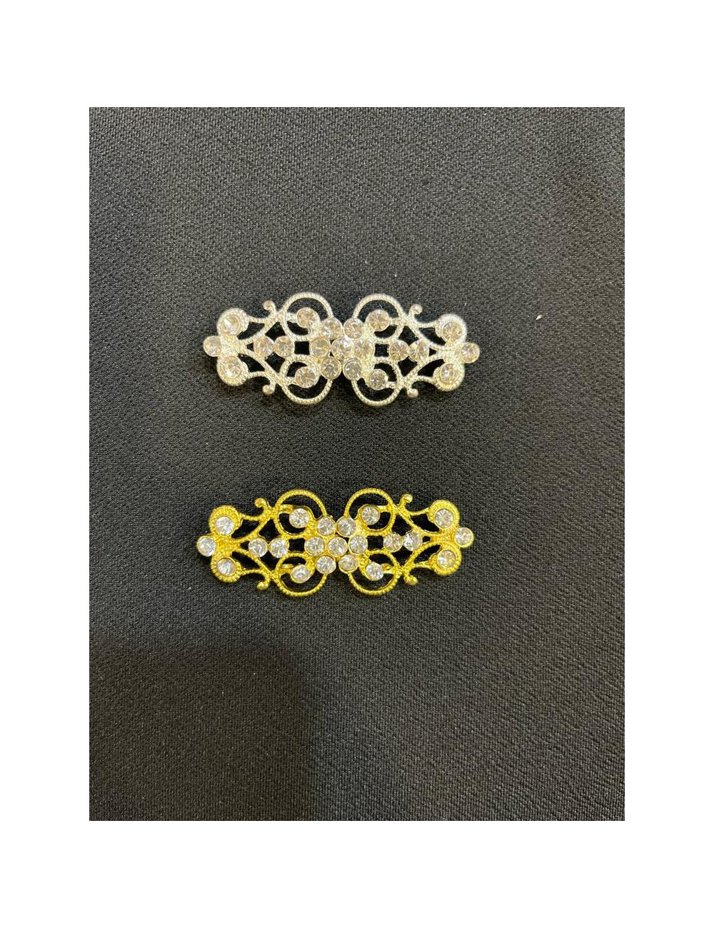 Broche Metálico con Circonitas  Broche Metálico con Circonitas