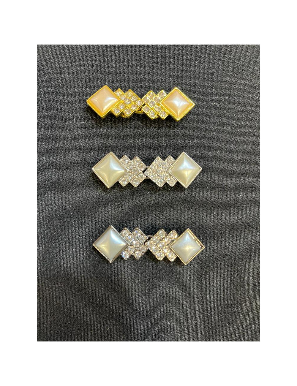 Broche Metálico Nácar y Circonita  Broche Metálico Nácar y Circonita