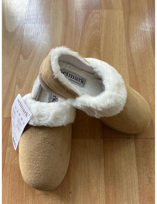 Zapatilla Beige con Pelo 
