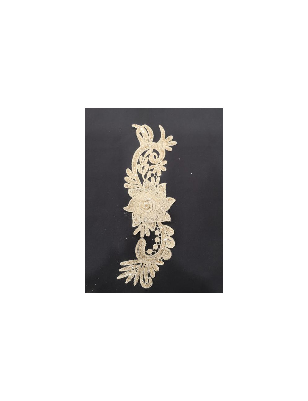 Aplicación Bordada Hilo Flor Grande 