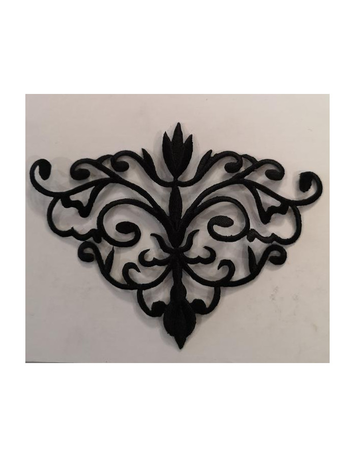 Aplicación Bordada Negra